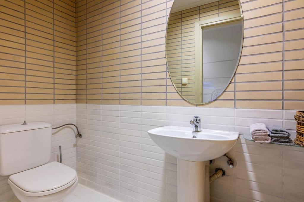 Downtown Spacious Loft Apartment Just 3 Minutes From City Centre Iraklio Eksteriør bilde